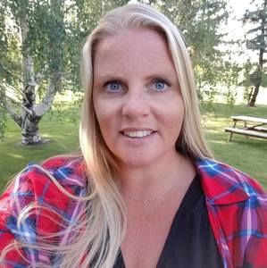 Meet your Posher, Emmie